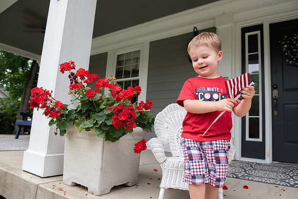 Patriotic_Cousins-9602-25