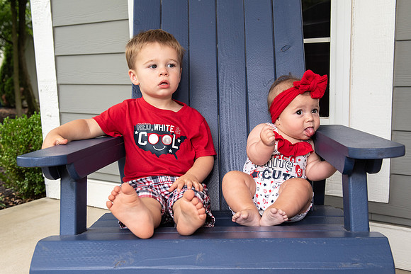 Patriotic_Cousins-9631-34