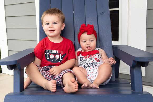 Patriotic_Cousins-9637-38